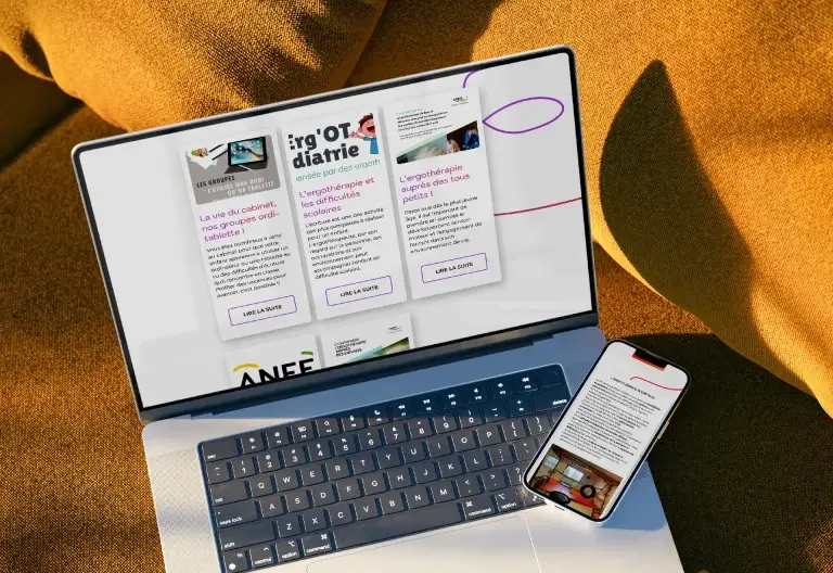 Ergo Senso affiché sur un ordinateur portable et un iPhone